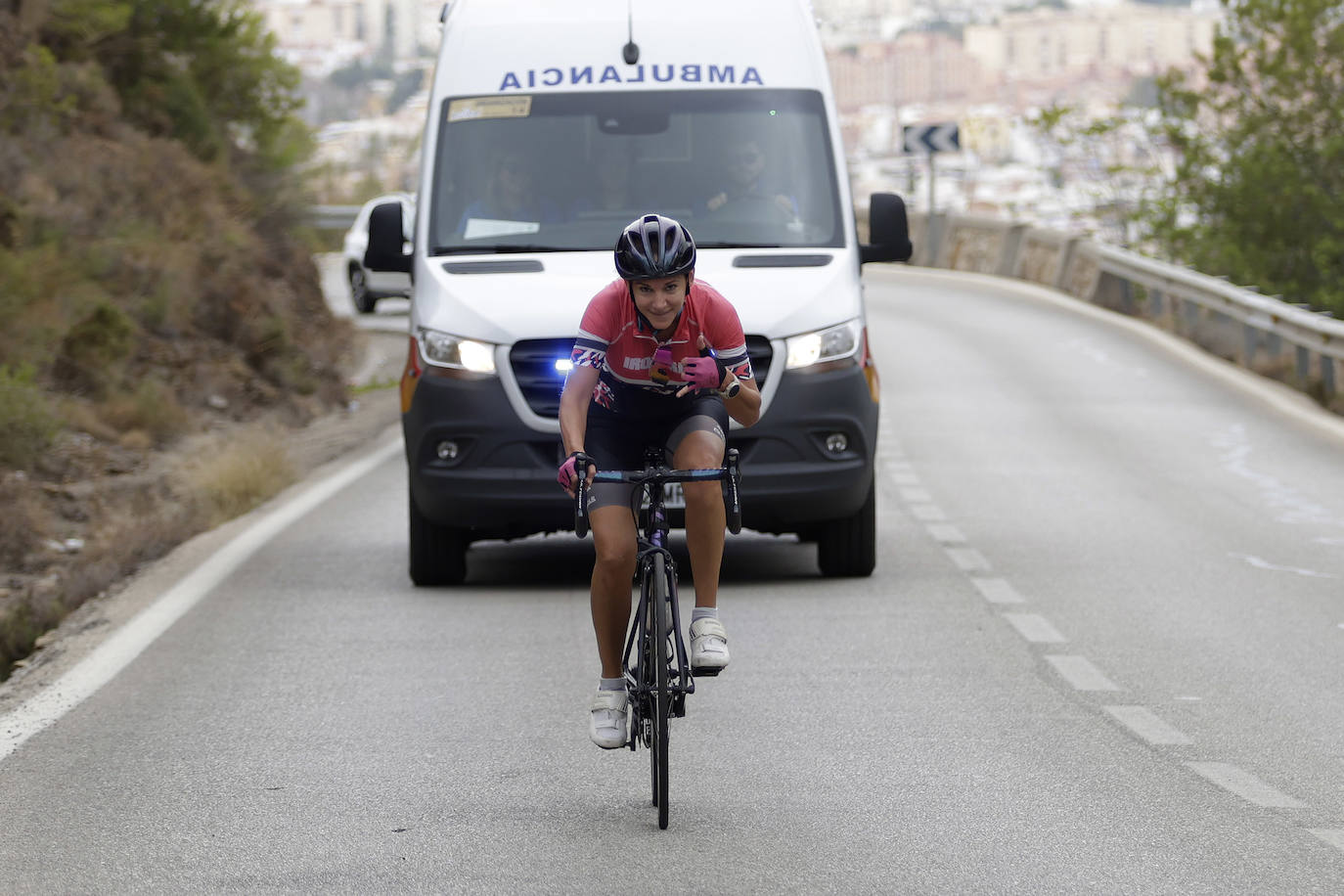 Casi 500 ciclistas participan en la Subida a la Fuente de la Reina