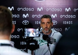 Ibon Navarro atendió a los medios en las hora previas a la final de la Supercopa.