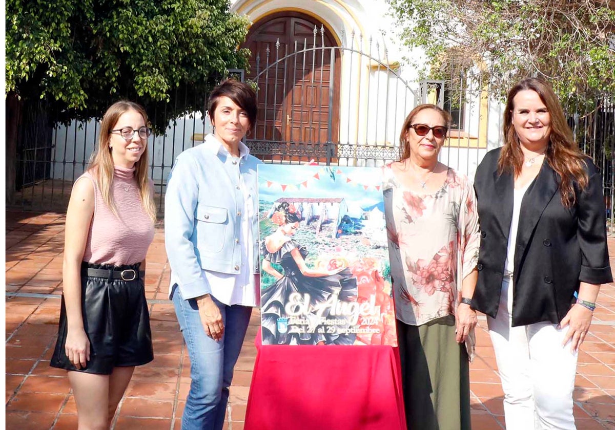 La edil, Yolanda Marín, ha presentado la feria de la Colonia del Ángel.