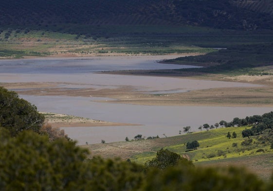 El embalse del Guadalhorce ha caído a su mínimo histórico.