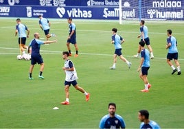 Los jugadores del Málaga, en un entrenamiento reciente.