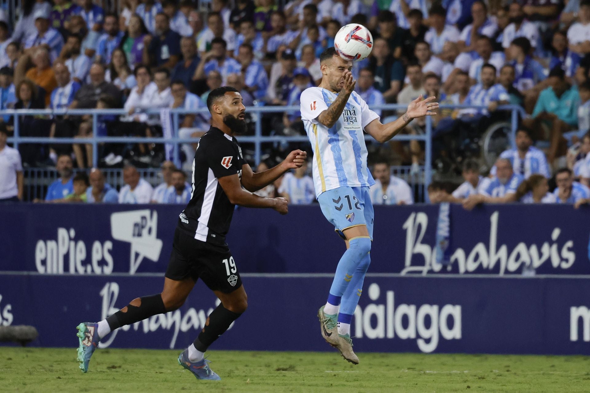 El Málaga- Elche, en imágenes