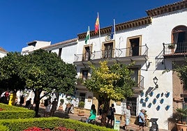 Fachada del Ayuntamiento de Marbella.