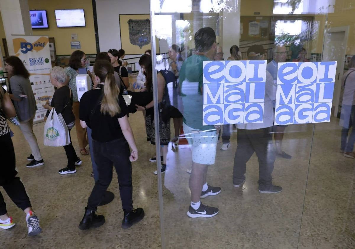 Las diez lenguas para las que quedan plazas libres en la Escuela de Idiomas