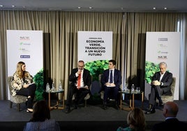 Ana Rincón, Ignacio Lillo, José María Rivera y Javier Berlanga, durante el foro celebrado en el AC Málaga Palacio y que ha contado con el patrocinio de Unicaja y la colaboración de Aena e Hidralia.