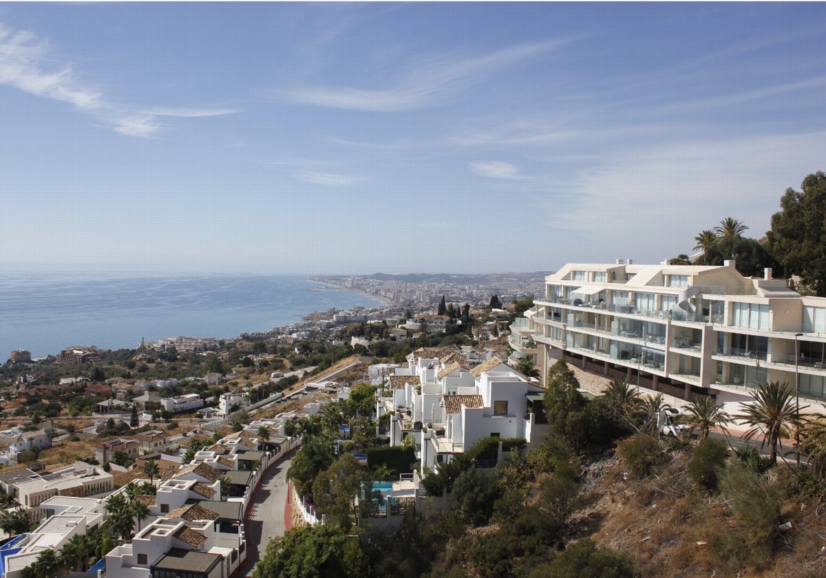 Vista de Benalmádena, en el punto en el que limita con Fuengirola.