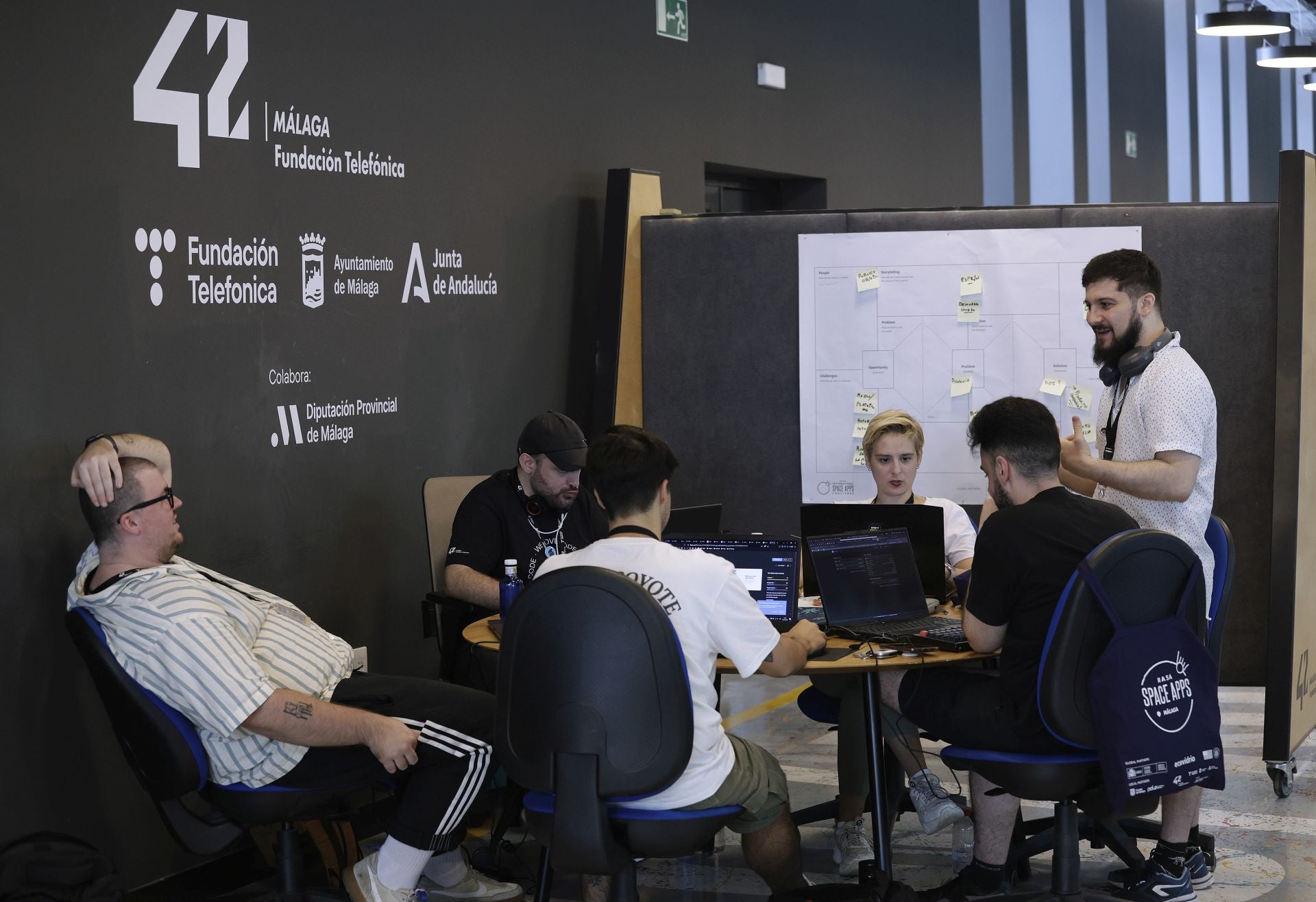 El campus 42 Málaga acoge el hackaton más grande del mundo