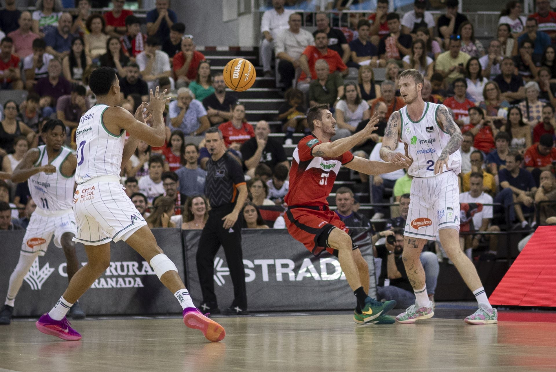 El triunfo del Unicaja en Granada, en imágenes