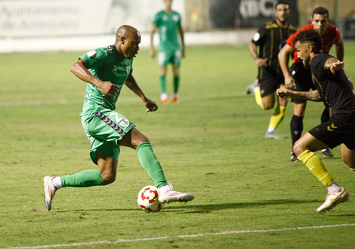 Se espera más de Biabiany en la banda de ataque del Antequera.