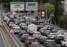 La entrada a la capital desde el Guadalhorce (A-357) es uno de los puntos con mayor congestión de la provincia.