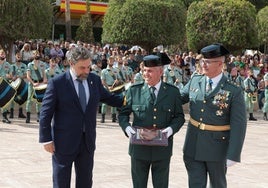 Guzmán, en el centro, junto a Corcelles y Blanes.