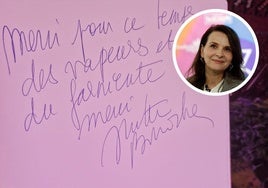 Dedicatoria de Juliette Binoche en el libro de firmas del hamman.