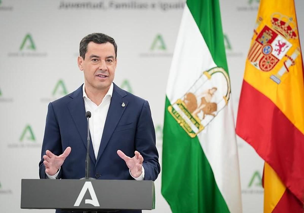 Juanma Moreno ve «alarmante» la situación de los pantanos en Málaga