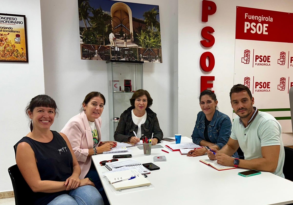 Reunión entre los concejales del PSOE y Hacemos Fuengirola.