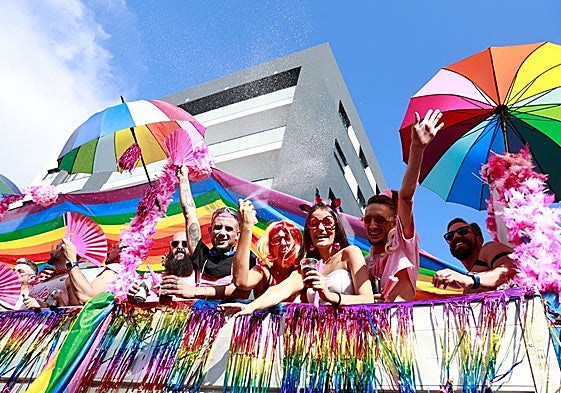 Planes LGTBI para esta semana en Andalucía: fiestas, literatura y arte