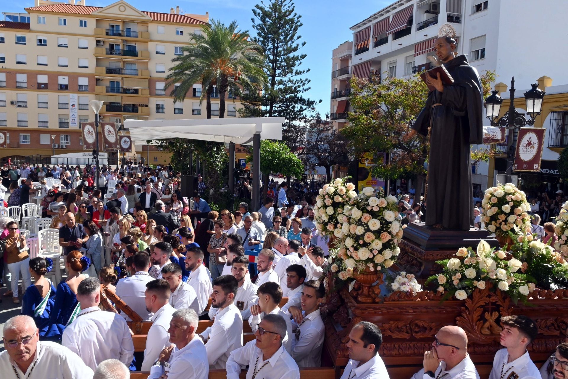 San Pedro Alcántara se vuelca con la celebración del día del patrón