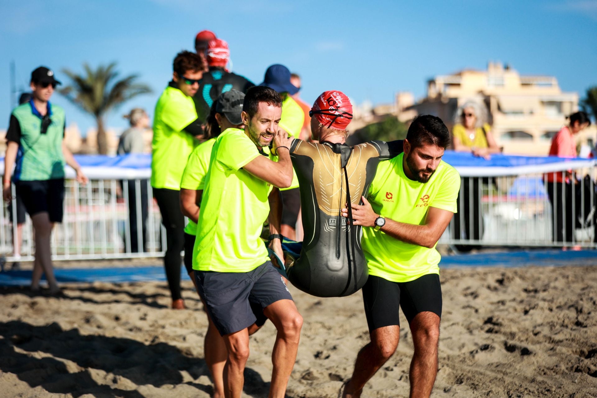 La competición de Paratriatlón en Torremolinos, en imágenes