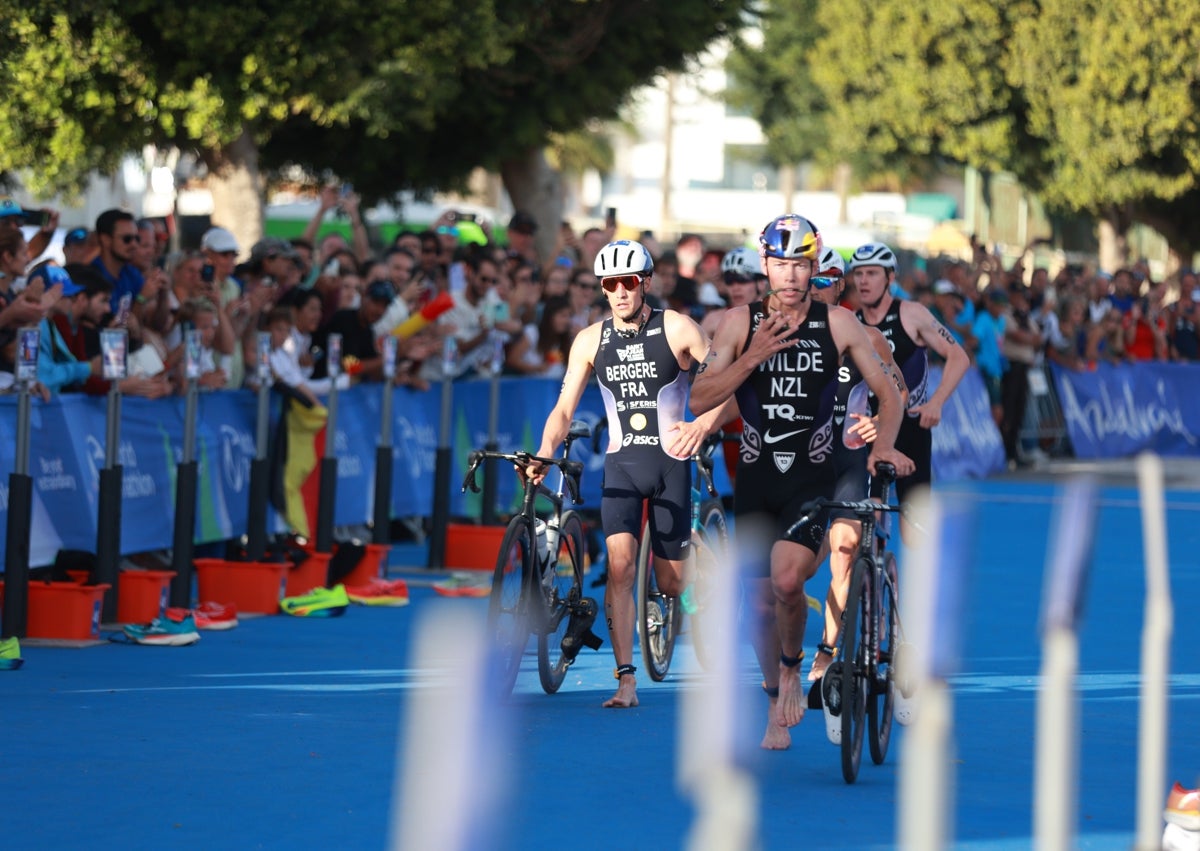 Imagen secundaria 1 - Torremolinos corona a Alex Yee como nuevo campeón mundial en una Gran Final en la que se impuso Hayden Wilde