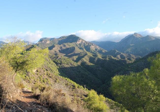 Vistas panorámicas de la sierra de Almijara