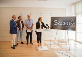 Presentación de Sacrum en el Ayuntamiento de Torremolinos.