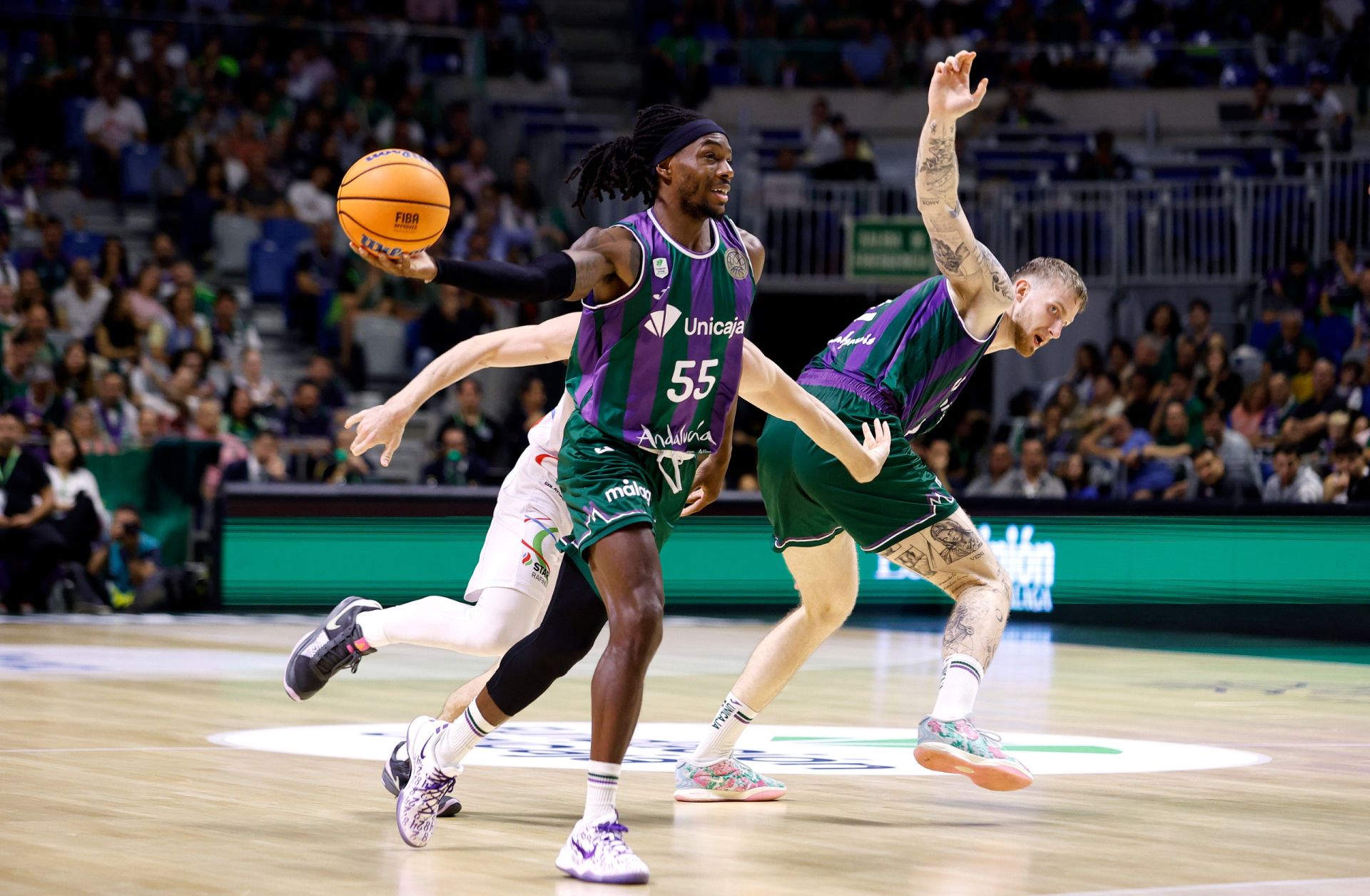 El Unicaja - Aliaga Petkimspor. en imágenes