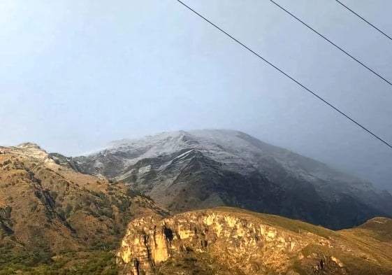 Nieve en la Maroma, vista desde Canillas de Aceituno.