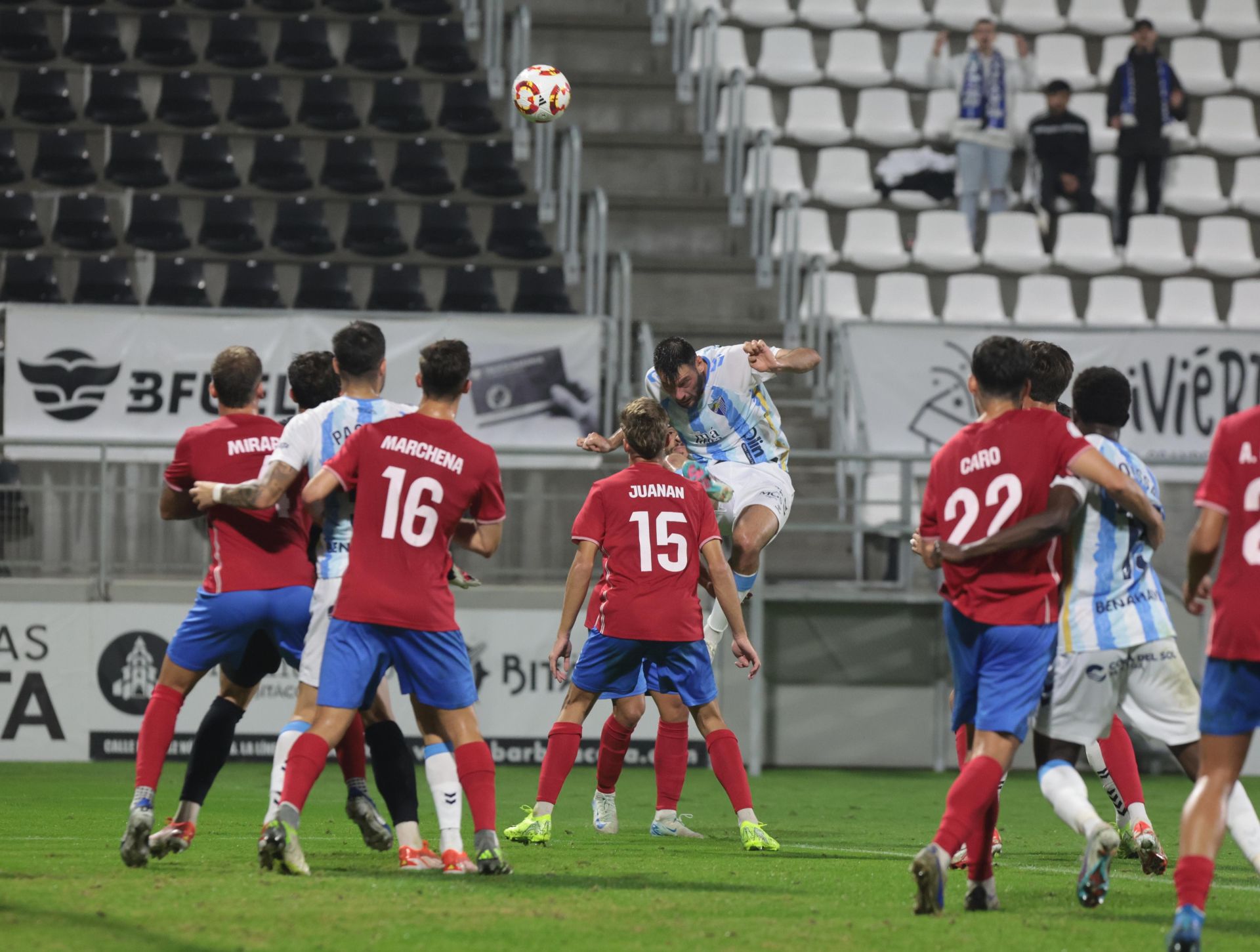 Las mejores imágenes del Estepona-Málaga en Copa del Rey