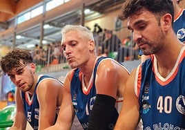 Jugadores del CB Marbella.