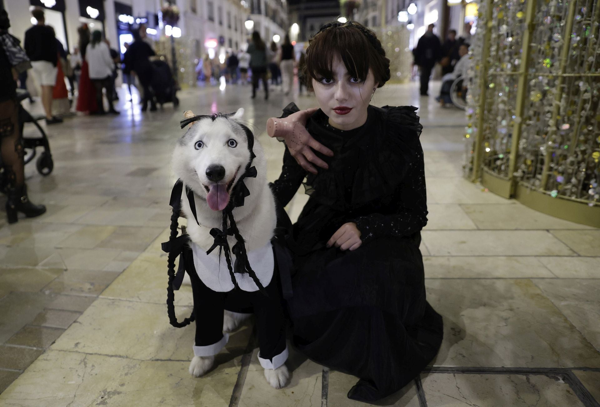 Las imágenes de un Halloween a medias en Málaga