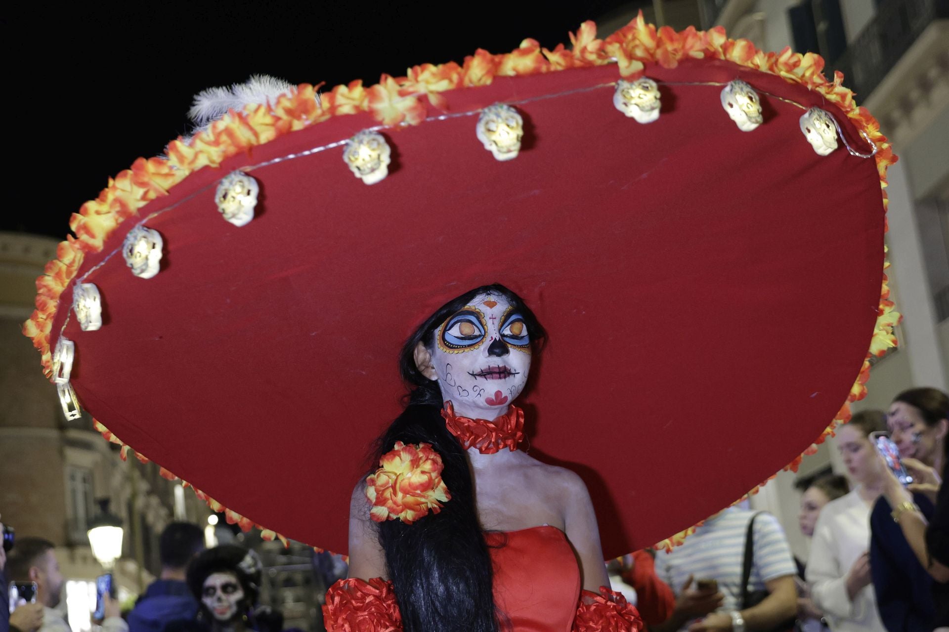 Las imágenes de un Halloween a medias en Málaga