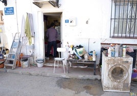 Una de las casas de la barriada de Doña Ana tras el desbordamiento.