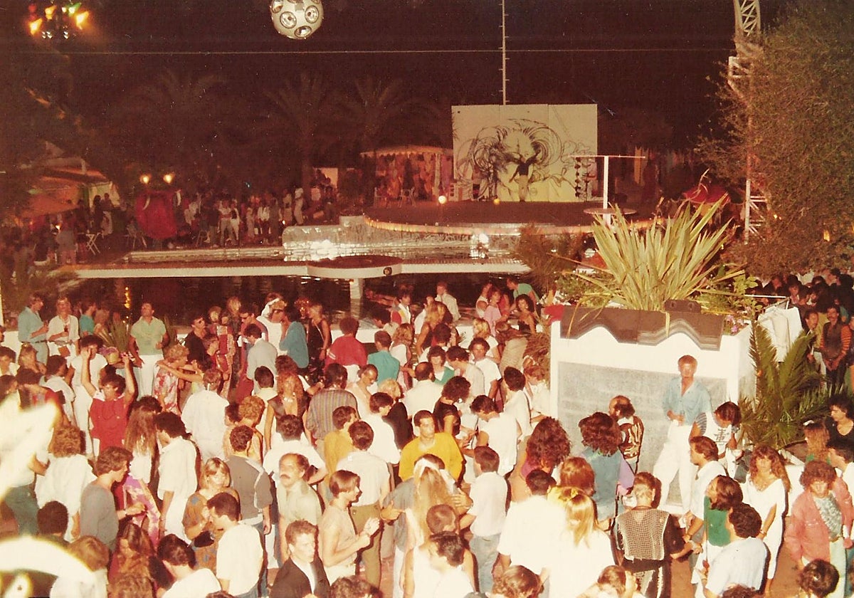 Ambiente en Ku Ibiza durante los años 80.