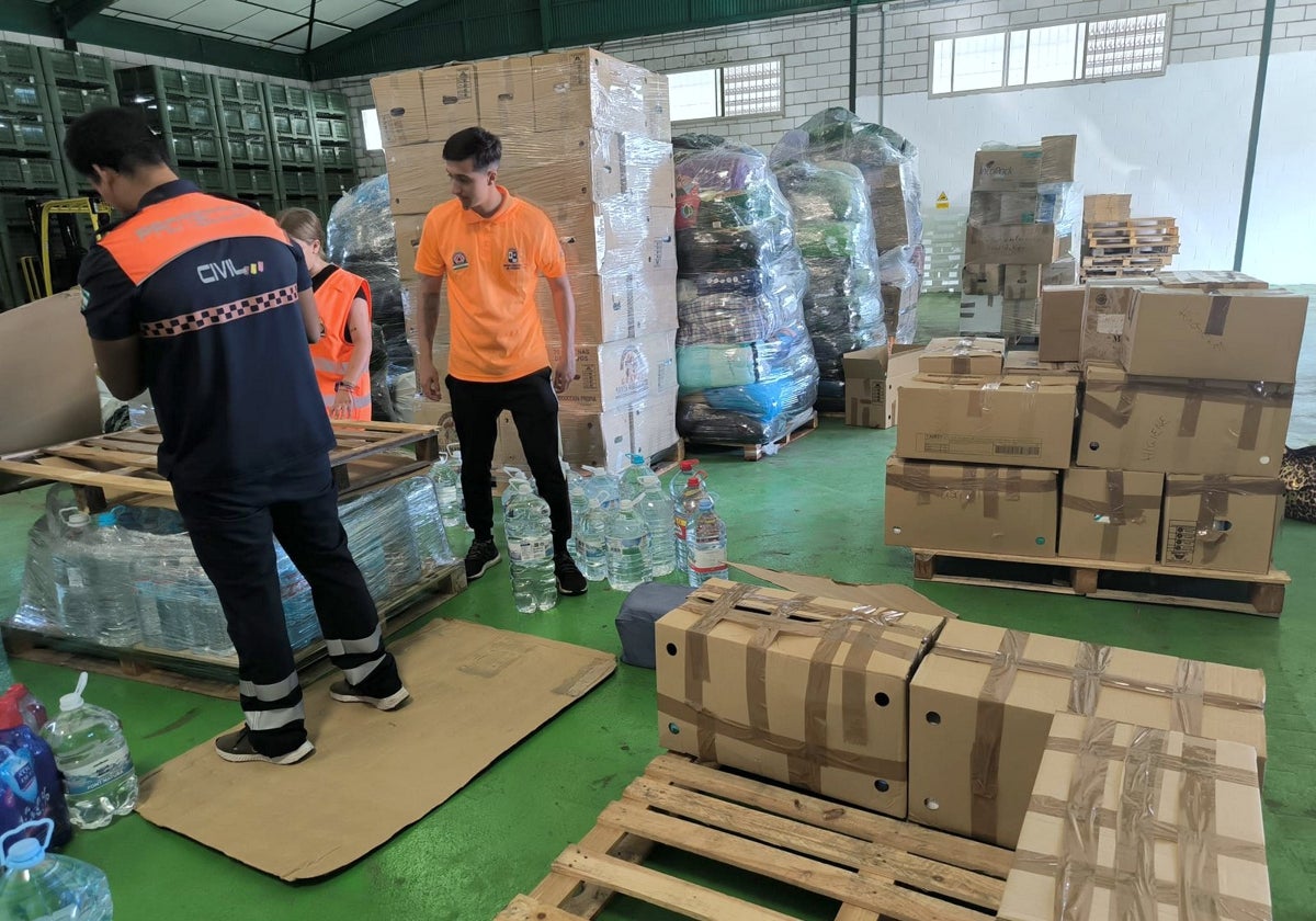 Torrox ofrece cuatro puntos de recogida de productos para afectados por la DANA