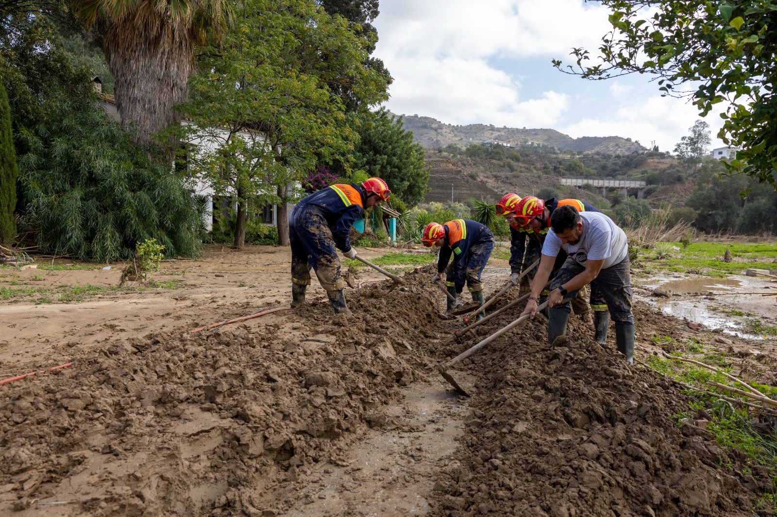 Álora y Cártama en imágenes, una semana después de la DANA