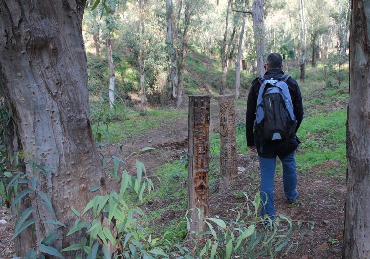 Este recorrido comienza atravesando lo que se conoce como el Bosque Mágico