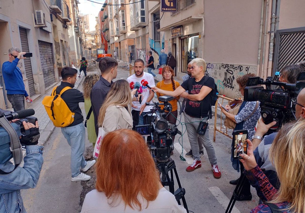 Los portavoces de Málaga para vivir, en Lagunillas.