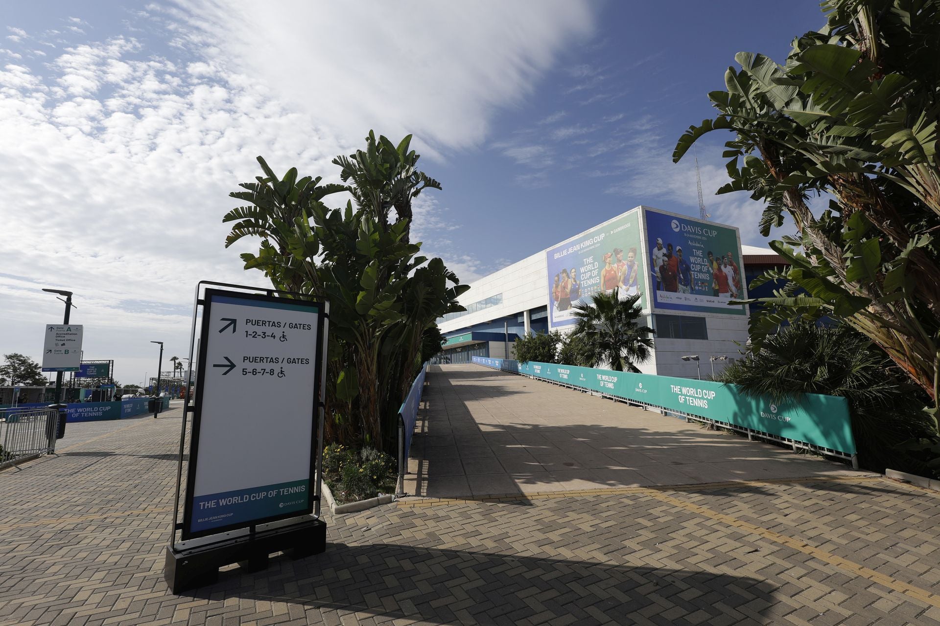 Las fotos de cómo queda la pista de tenis y el montaje para la Billie Jean King en Málaga