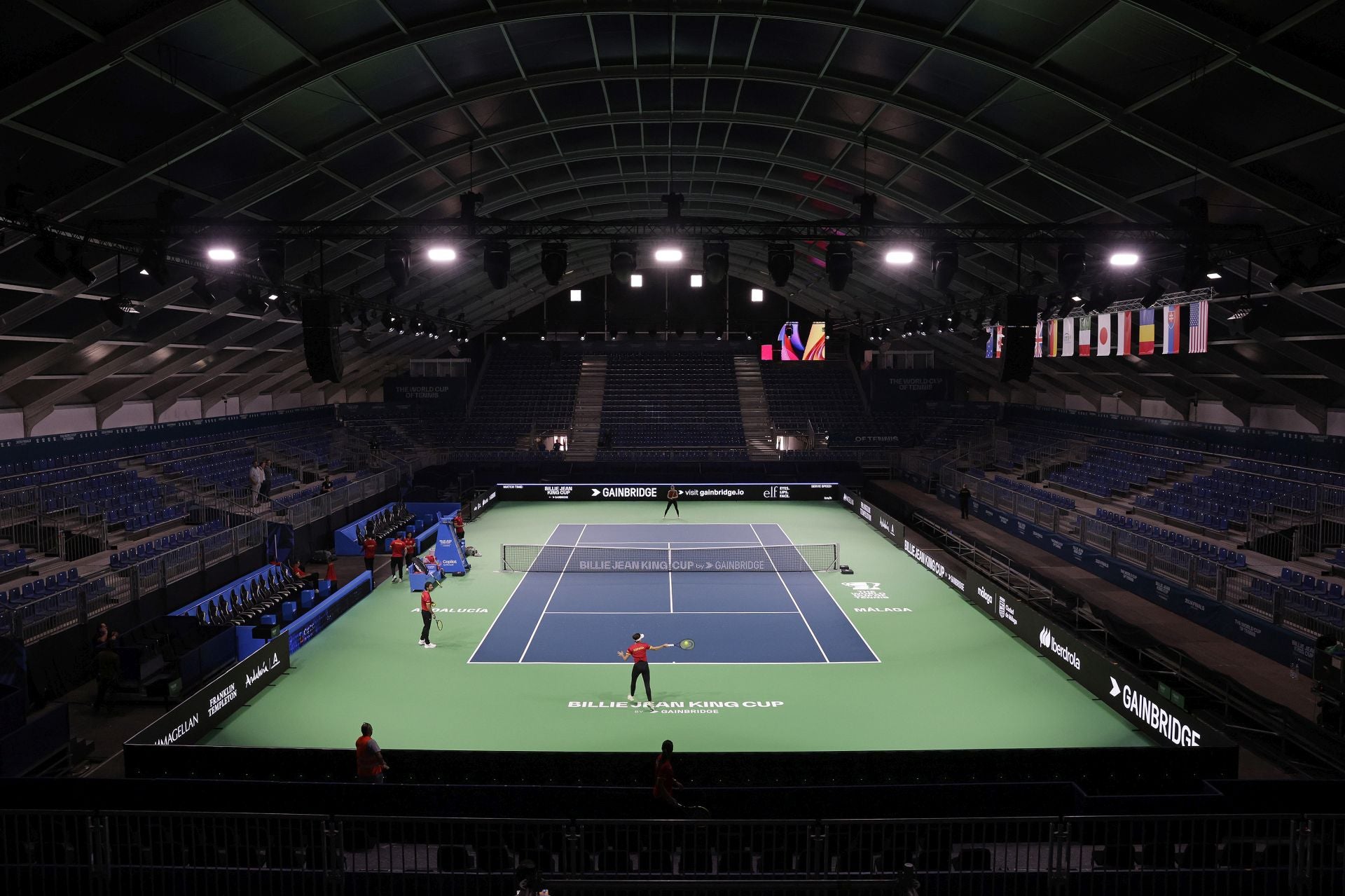 Las fotos de cómo queda la pista de tenis y el montaje para la Billie Jean King en Málaga