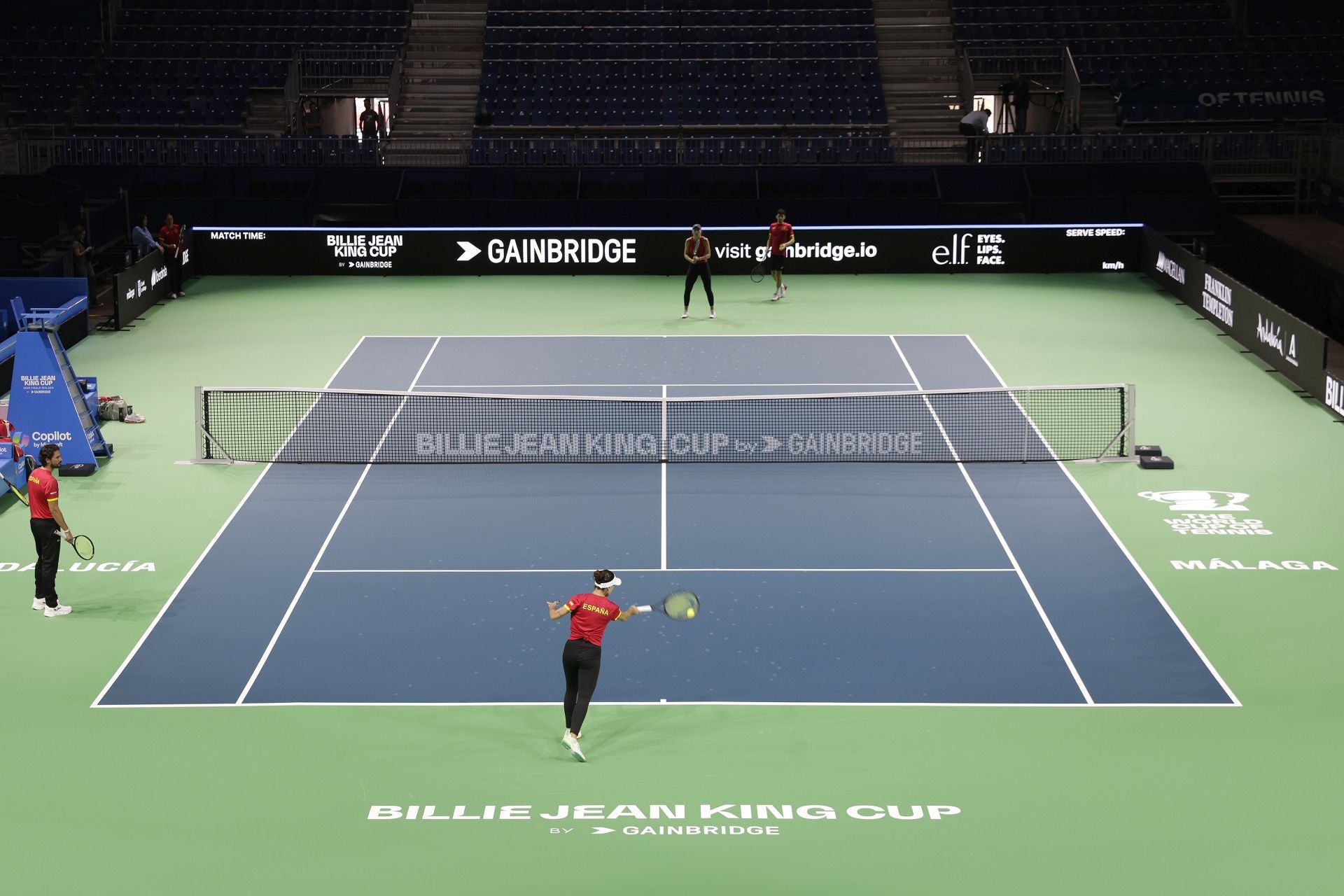 Las fotos de cómo queda la pista de tenis y el montaje para la Billie Jean King en Málaga