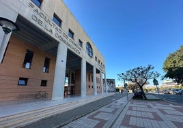 La UMA suspende las clases mañana por la previsión de lluvias fuertes en Málaga