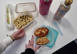 Comida preparada para la semana de universidad.