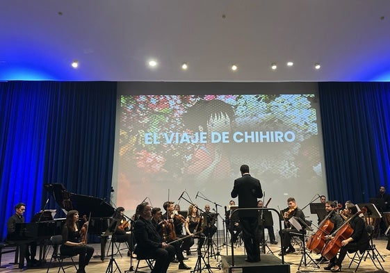 Orquesta Sinfónica de Málaga interpretando 'El Viaje de Chihiro'