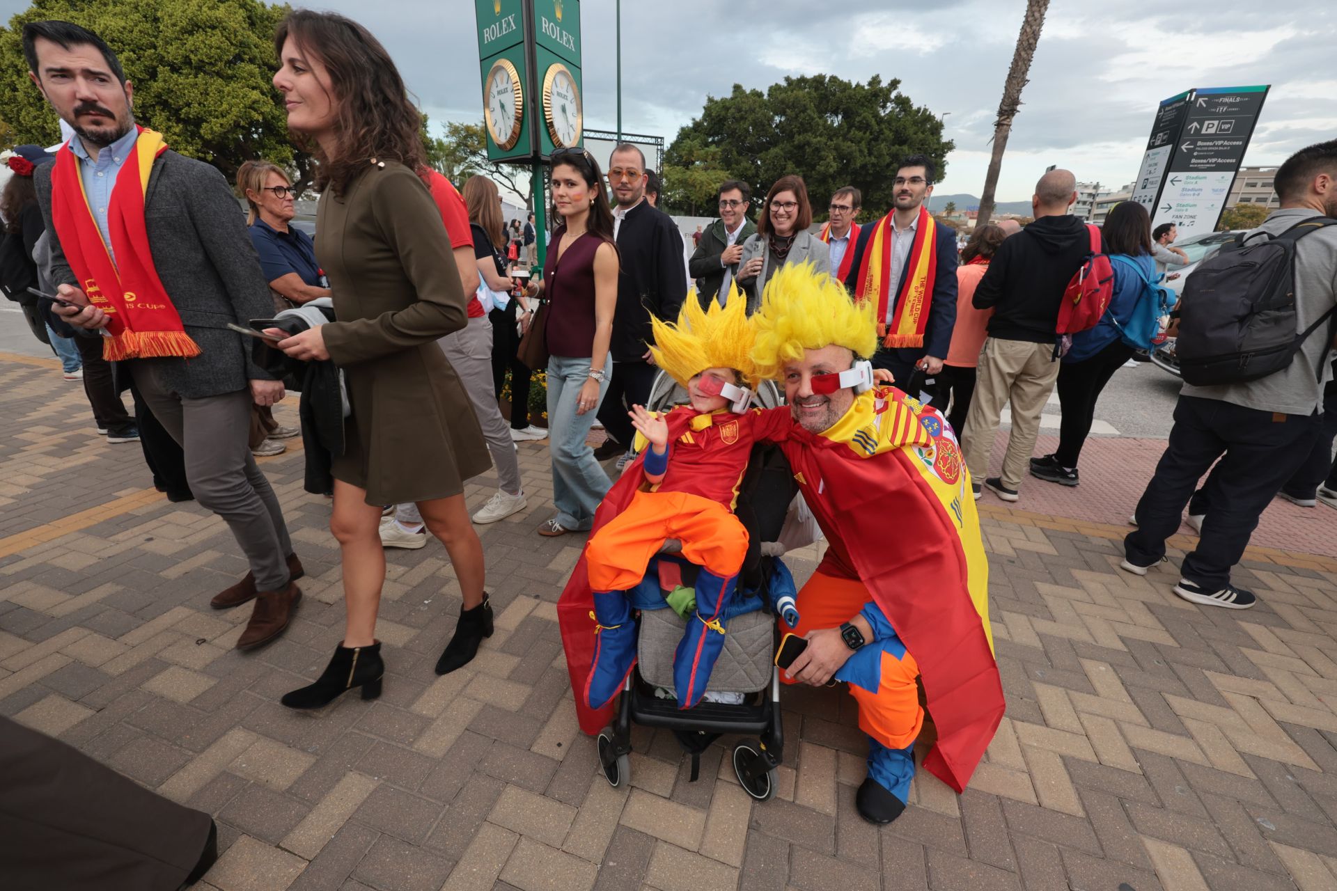 Ambiente a las puertas del Martín Carpena antes del partido 