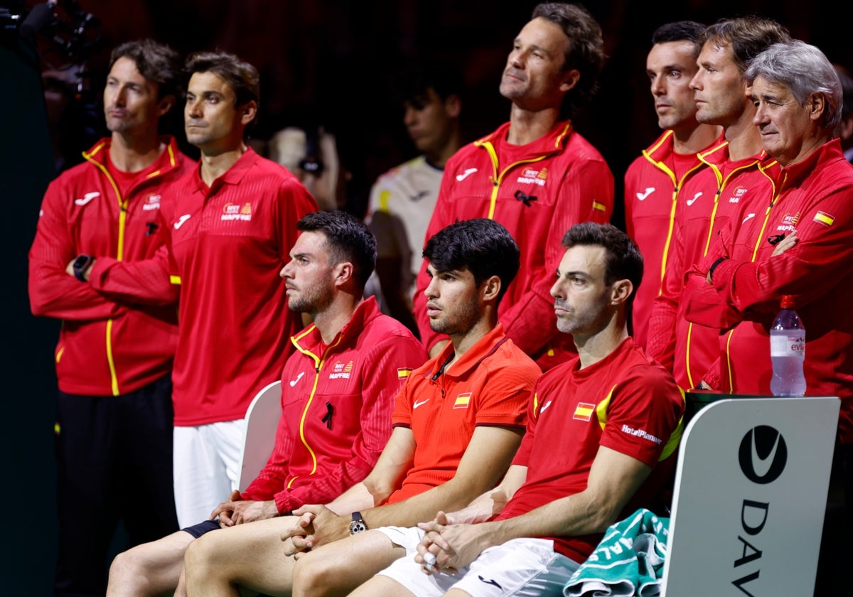 El banquillo del equipo español, en la retirada de Nadal.