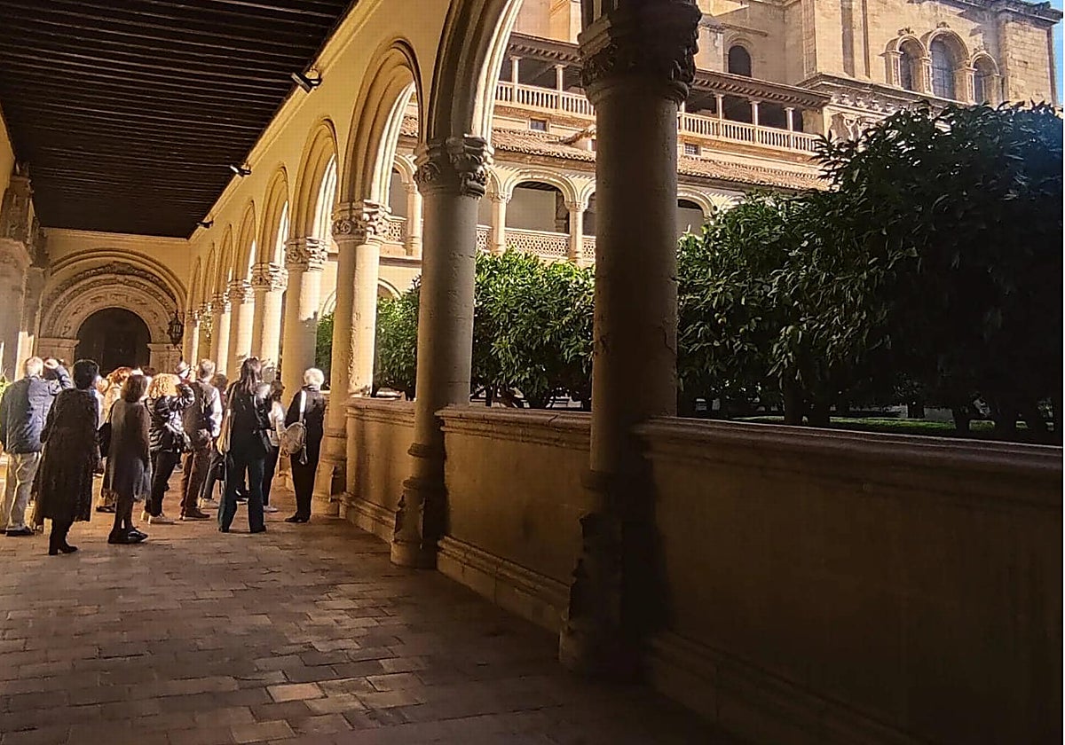 Viaje que están realizando los mayores de Mijas a Granada.