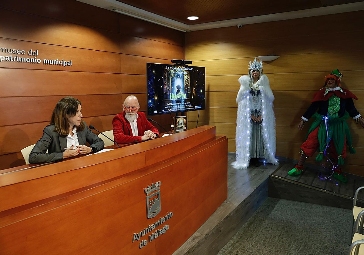 Imagen principal - Algunos momentos de la presentación del evento.