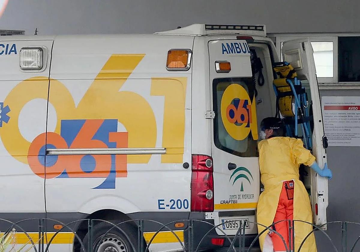 Herida una mujer de 76 años al arder una vivienda en Málaga