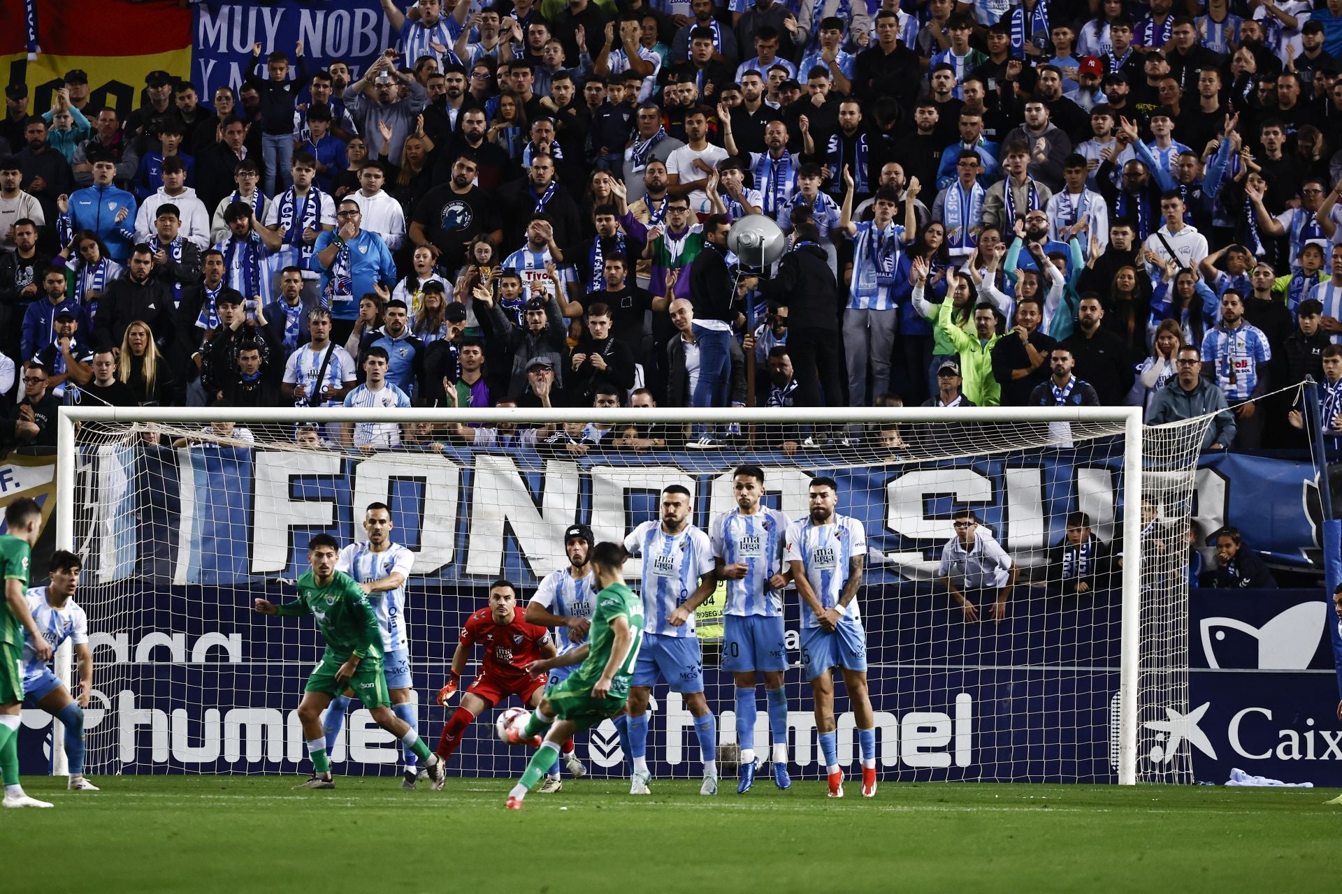 El Málaga - Racing, en imágenes