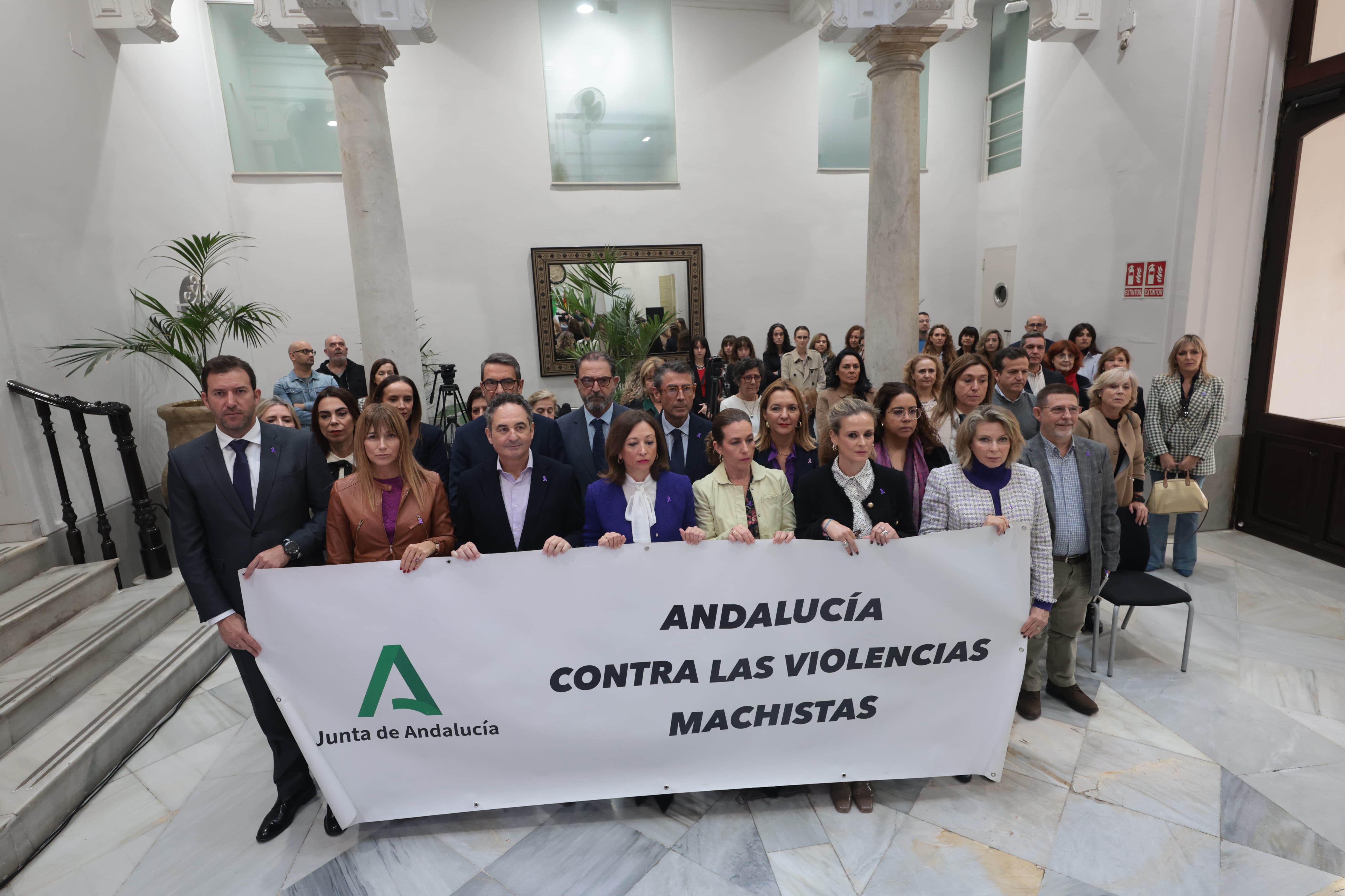 Acto institucional de la Junta de Andalucía en Málaga por el 25-N