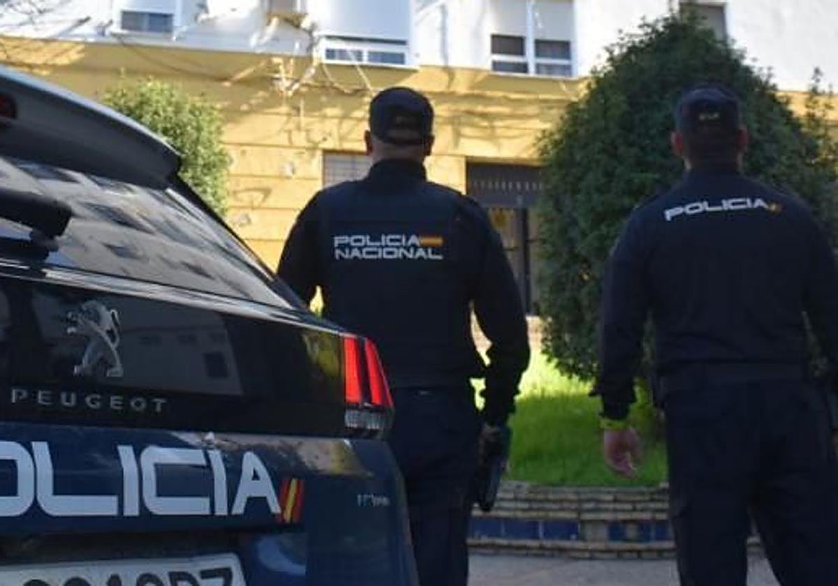 Imagen de archivo de una patrulla de la Policía Nacional